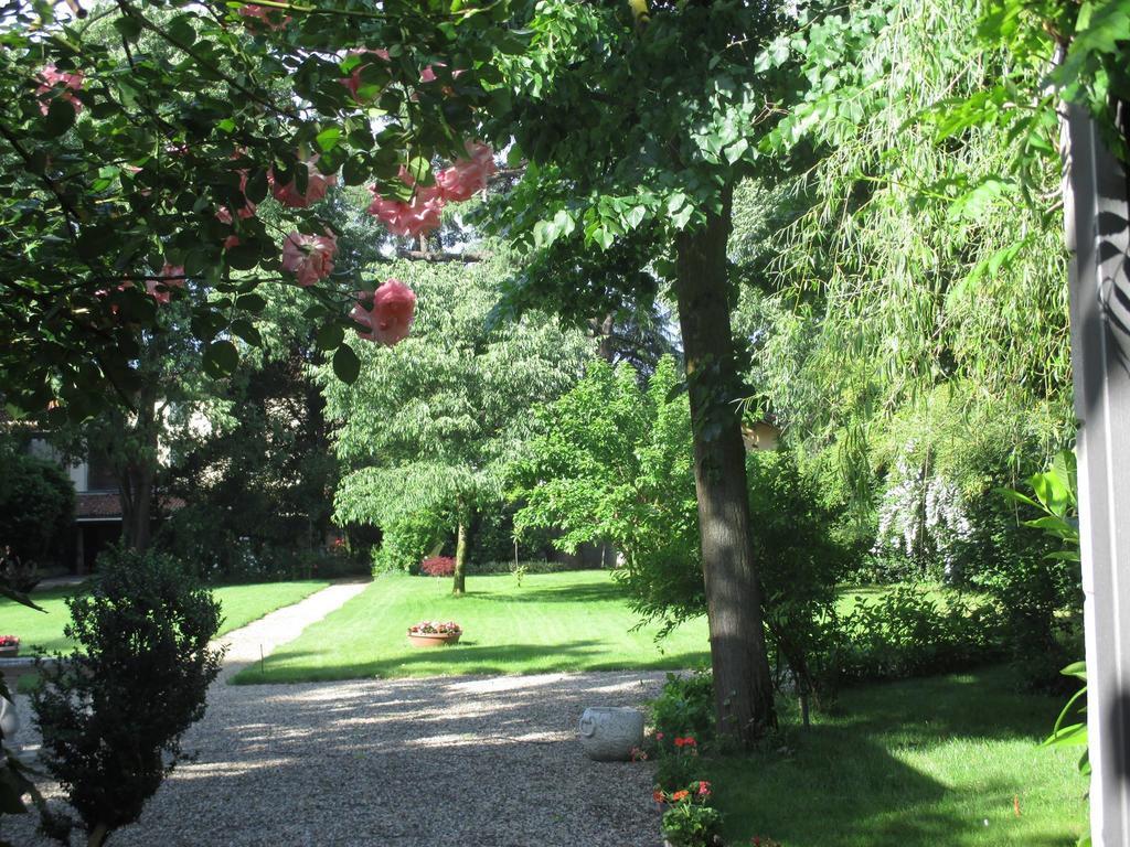 Villa Cantoni Гропелло-Кайроли Экстерьер фото